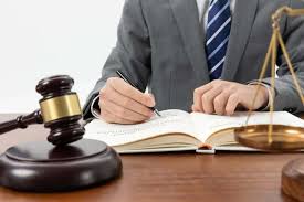 وکیل حق‌ شناس بهترین وکیل خانواده در اصفهان چهارباغ